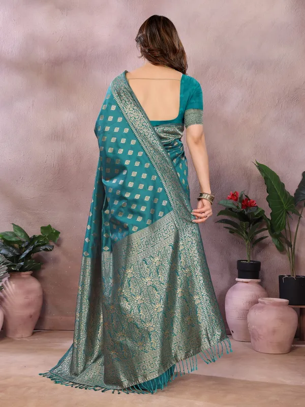 Luxury_in_Every_Thread_Jacquard_Sarees_&_Blouse_Pieces