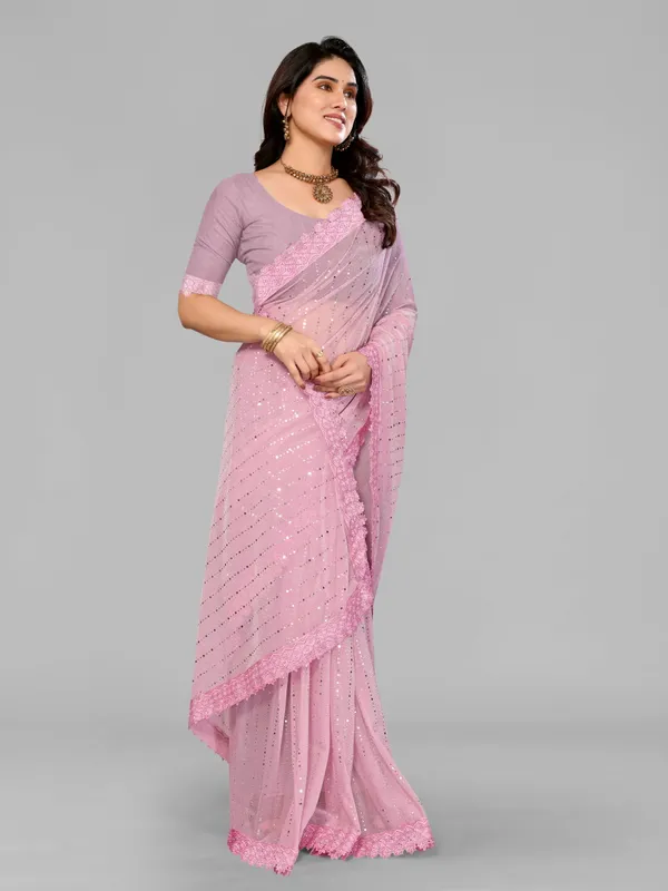 Mirror_Majesty:_Zari_Fabric_Saree_with_Chemical_Lace_Detailing