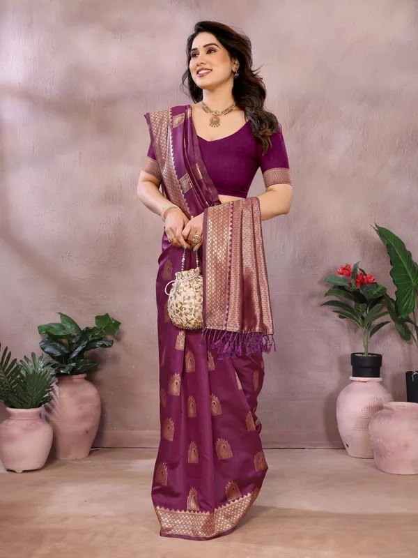 Luxury_in_Every_Thread_Jacquard_Sarees_&_Blouse_Pieces