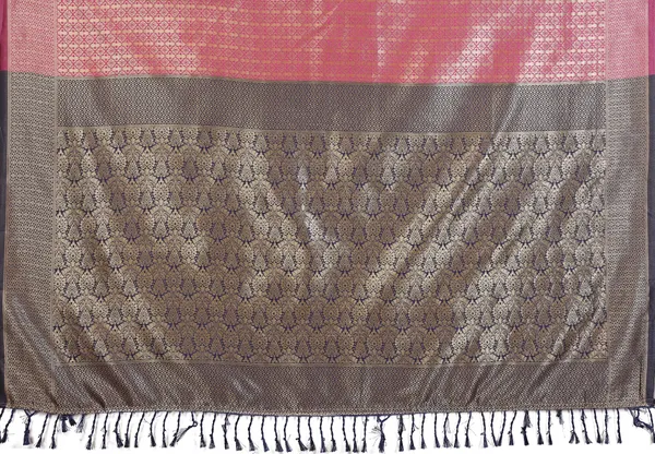 Luxury_in_Every_Thread_Jacquard_Sarees_&_Blouse_Pieces