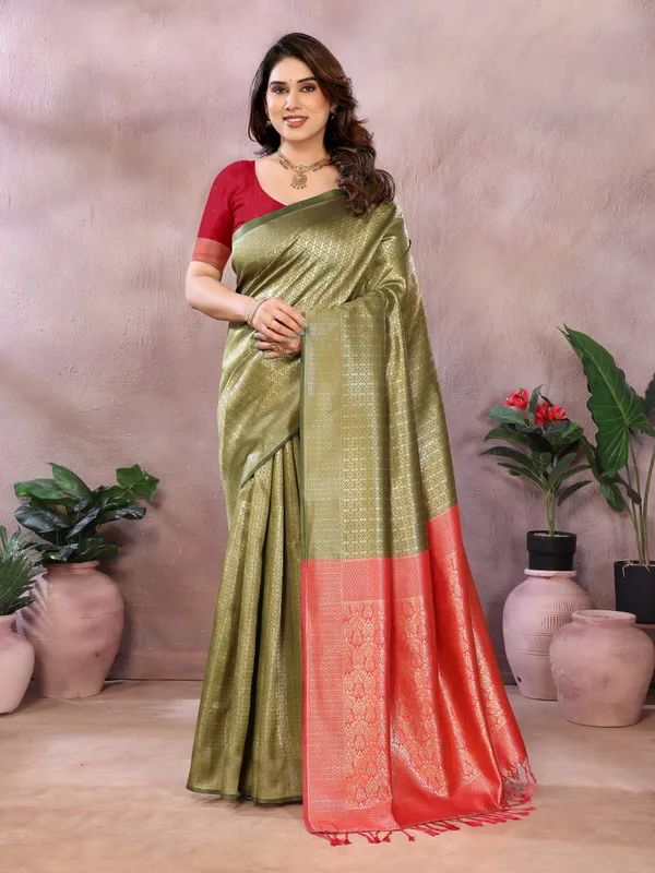Luxury_in_Every_Thread_Jacquard_Sarees_&_Blouse_Pieces