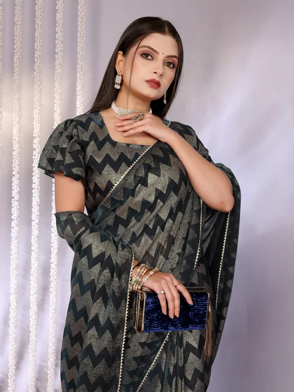 Metallic_Two-Tone_Fabric_Saree_with_Stitched_Blouse