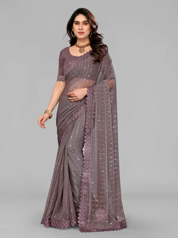 Mirror_Majesty:_Zari_Fabric_Saree_with_Chemical_Lace_Detailing