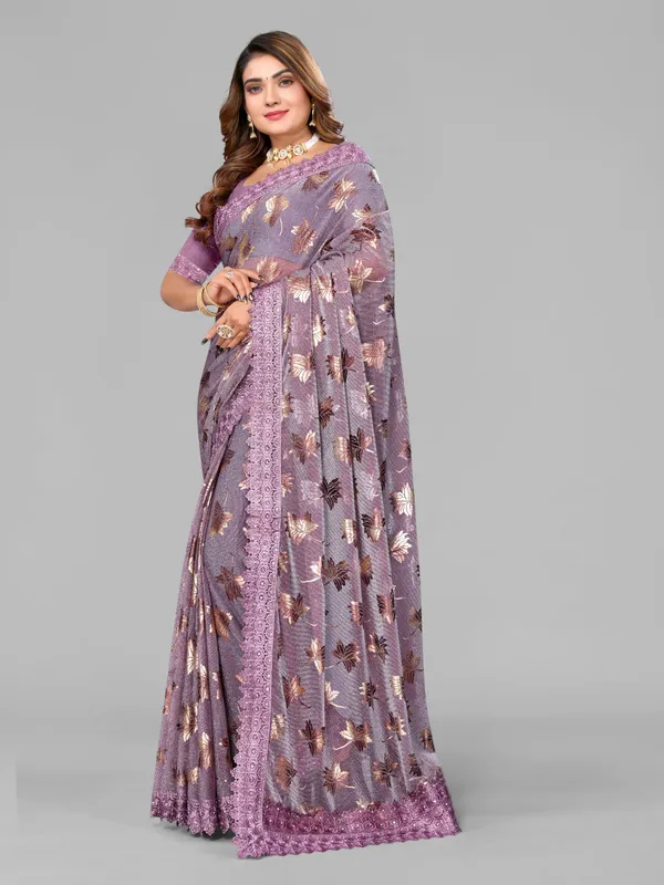 Foil_Work_Saree_in_Rich_Zari_Fabric_with_Intricate_Chemical_Lace