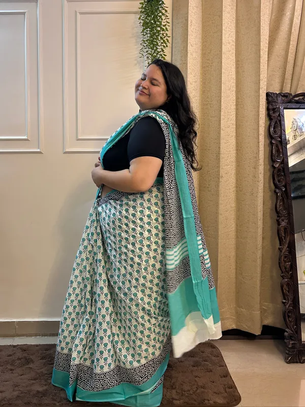 Seagreen_&_Off_White_Cotton_Printed_Saree_With_Blouse_Piece_For_Women_&_Girls
