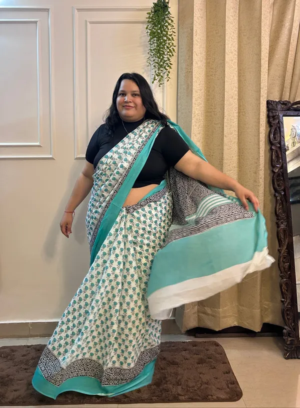 Seagreen_&_Off_White_Cotton_Printed_Saree_With_Blouse_Piece_For_Women_&_Girls