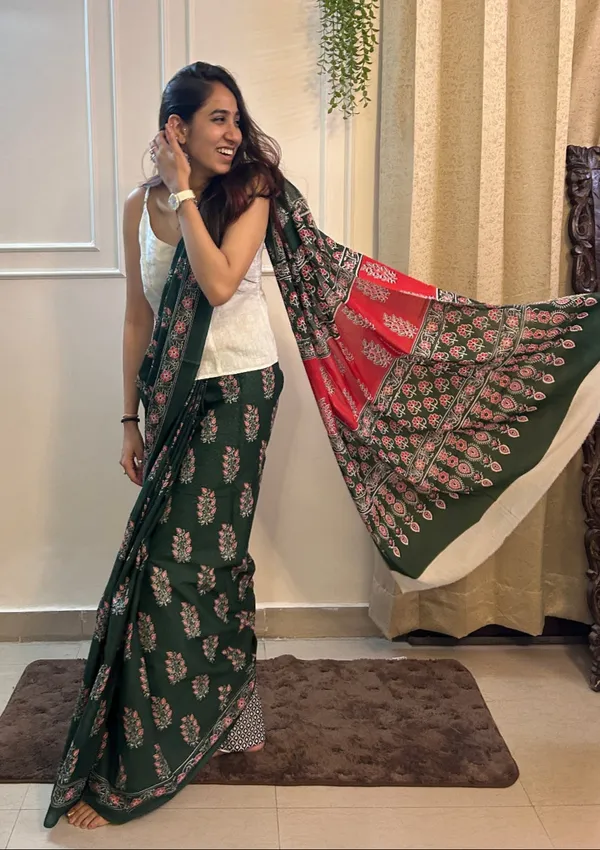 Mehandi_Cotton_Printed_Saree_With_Blouse_Piece_For_Women_&_Girls