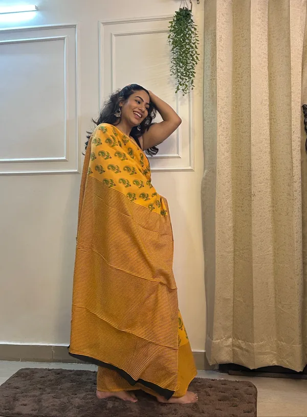 Yellow_Cotton_Printed_Saree_With_Blouse_Piece_For_Women_&_Girls