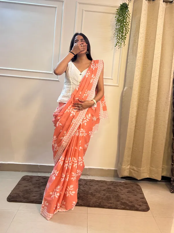 Peach_Cotton_Printed_Saree_With_Blouse_Piece_For_Women_&_Girls