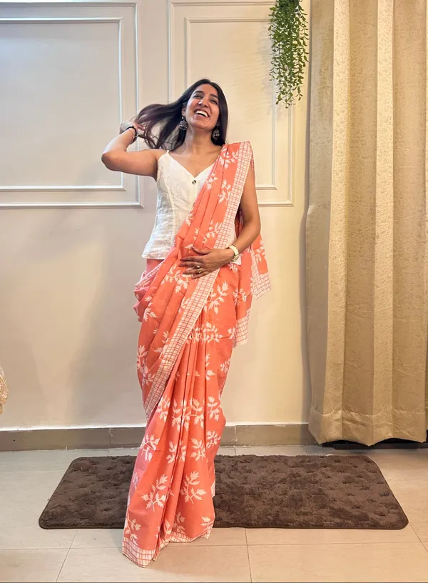 Peach_Cotton_Printed_Saree_With_Blouse_Piece_For_Women_&_Girls
