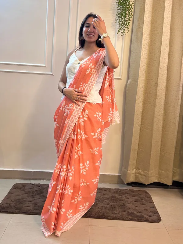 Peach_Cotton_Printed_Saree_With_Blouse_Piece_For_Women_&_Girls