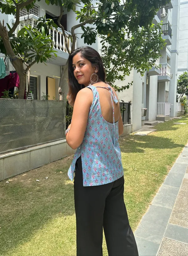 Sky_Blue_Cotton_Printed_Short_Kurti_With_Dori_For_Women_&_Girls