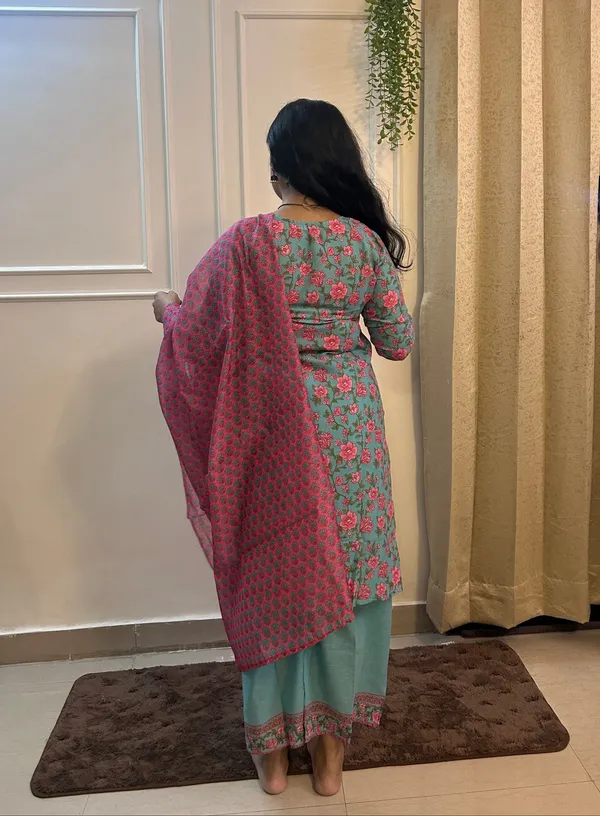 Seagreen_Cotton_Printed_Straight_Suit_Set_With_Dupatta_For_Women_&_Girls