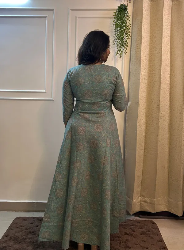 Pastel_Green_Cotton_Printed_&_Floral_Anarkali_Kurta_For_Women_&_Girls