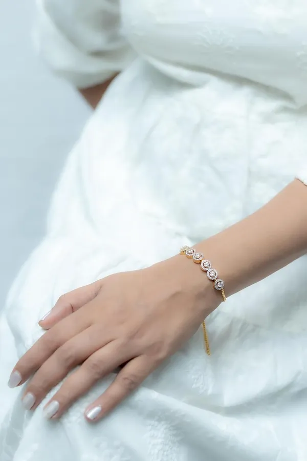 Gold_18Kt_Plating_Round_Cubic_Zirconia_Diamond_Tennis_Bracelet_For_Women