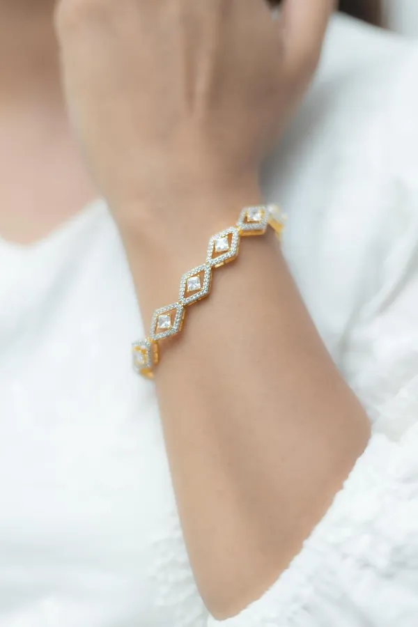 Gold_18Kt_Plating_Tennis_Style_Cubic_Zirconia_Diamond_Bracelet_For_Women