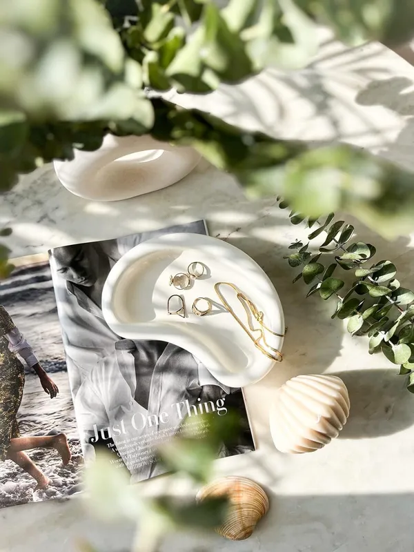 White_Moon_Tray_|_Jewellery_Tray_|_Ideal_For_Centrepiece_Table_|_Concrete_Decor_|_Home_Decor_(21X13X4Cm)