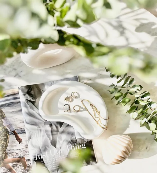 White_Moon_Tray_|_Jewellery_Tray_|_Ideal_For_Centrepiece_Table_|_Concrete_Decor_|_Home_Decor_(21X13X4Cm)