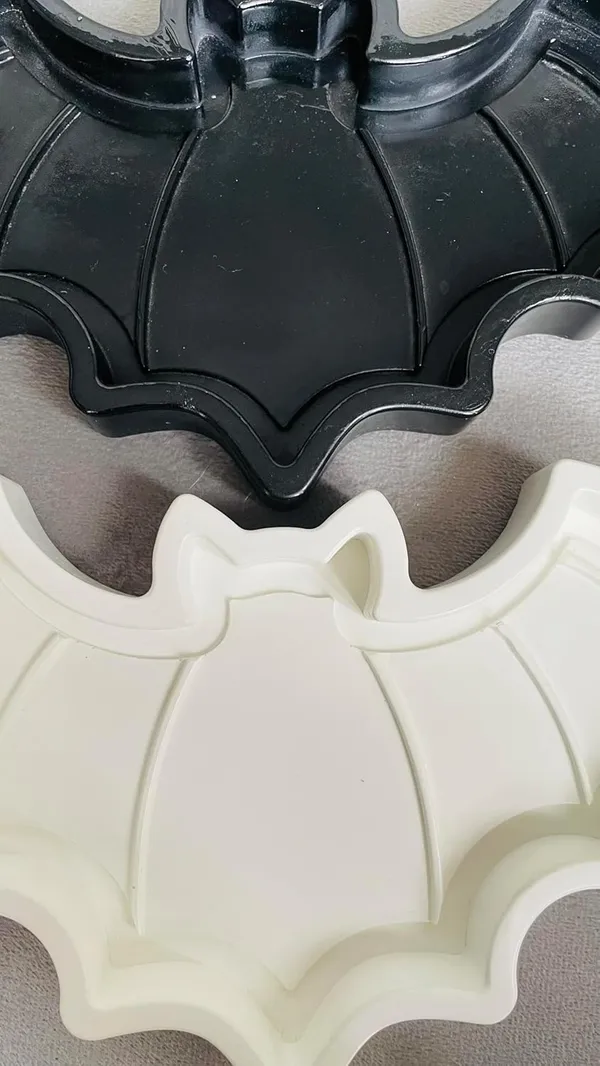 Black_Batman_Tray_|_Bedside_Tray_|_Aesthetic_Tray_|_Minimalist_Decor_|_Trinket_Tray_|_Modern_Home_Decor_|_New_Home_Gift_|_Multipurpose_(18×10_X_2Cm)