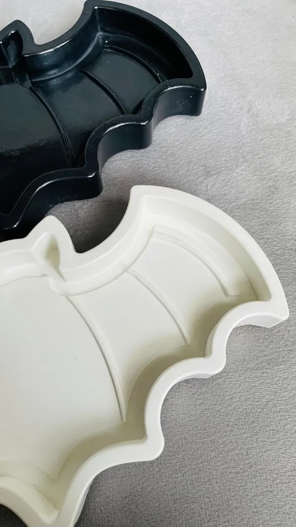Black_Batman_Tray_|_Bedside_Tray_|_Aesthetic_Tray_|_Minimalist_Decor_|_Trinket_Tray_|_Modern_Home_Decor_|_New_Home_Gift_|_Multipurpose_(18×10_X_2Cm)