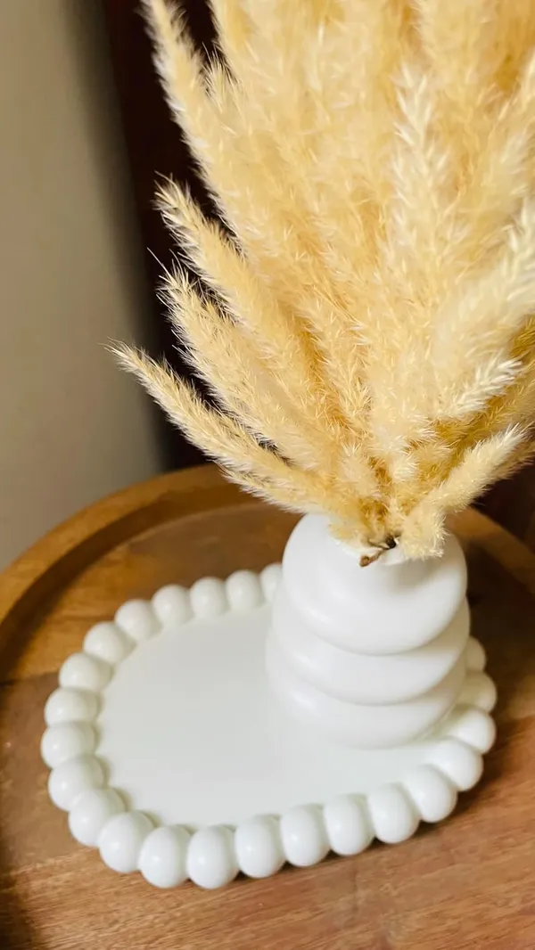White_Concrete_Boho_Vase_Combo_Offer_|_Jewellery/Makeup/Table_Organizer_I_Home_Decor_Set_I_(Includes_Oval_Bubble_Tray,_Boho_Vase,_Naturally_Dried_Pampas_Grass)
