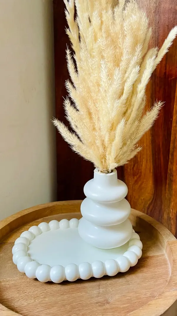 White_Concrete_Boho_Vase_Combo_Offer_|_Jewellery/Makeup/Table_Organizer_I_Home_Decor_Set_I_(Includes_Oval_Bubble_Tray,_Boho_Vase,_Naturally_Dried_Pampas_Grass)