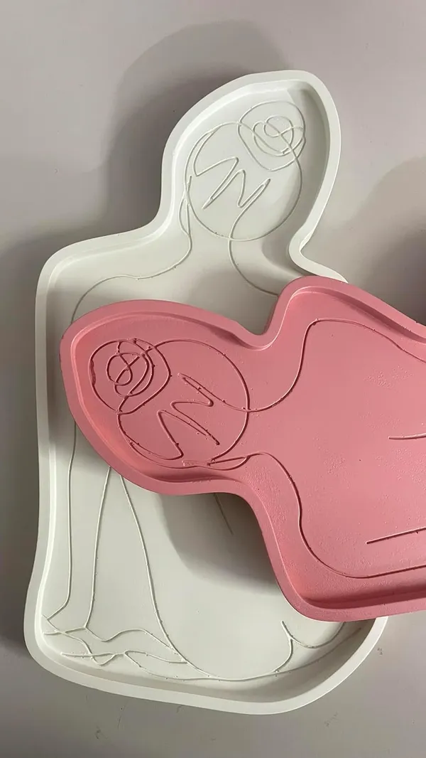 Peach_Pink_Lady_Silhouette_Trinket_Tray_|_Jewellery/Makeup/Table_Organizer_|_Home_Decor_|_Candle_Tray_|_Multipurpose_(27.7×17×1Cm)