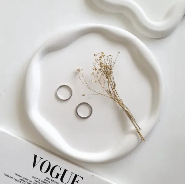 White_Irregular_Cloud_|_Cement_Tray_|_Aesthetic_|_Minimalist_Decor_|_Trinket_Tray_|_Modern_Home_Decor_|_New_Home_Gift_|_Multipurpose_(19×19×2Cm)