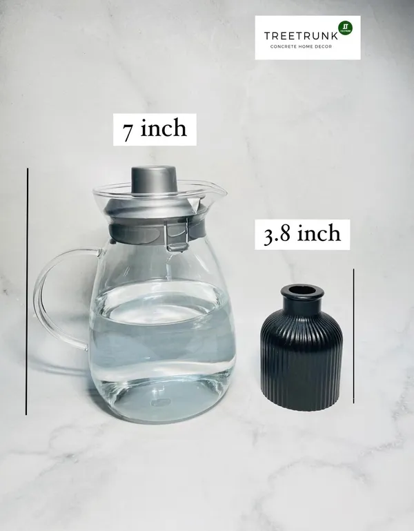 Black_Concrete_Striped_Vase_|_Reed_Diffuser_Vase_|_Flower_Vase_For_Home_Decoration_|_Aesthetic/Minimalist_Home_Decor_Vase_(Jet_Black)_[9.5_X_6.5Cm]
