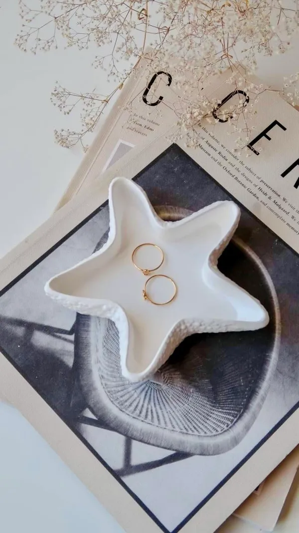 White_Starfish_Shaped_Jewellery_Tray_|_Concrete_|_|_13.5×13Cm_|_Handmade_|_Marble-Like_Finish_|_Waterproof_|_Coastal_Decor
