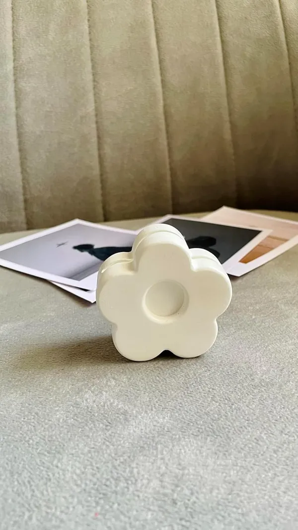 White_Polaroid/Photo_Holder_|_Card_Holder_|_Aesthetic_Holder_|_Minimalist_Decor_|_Business_Card_Holder_|_New_Home_Gift_(Set_Of_2)_(Heart_&_Flower)