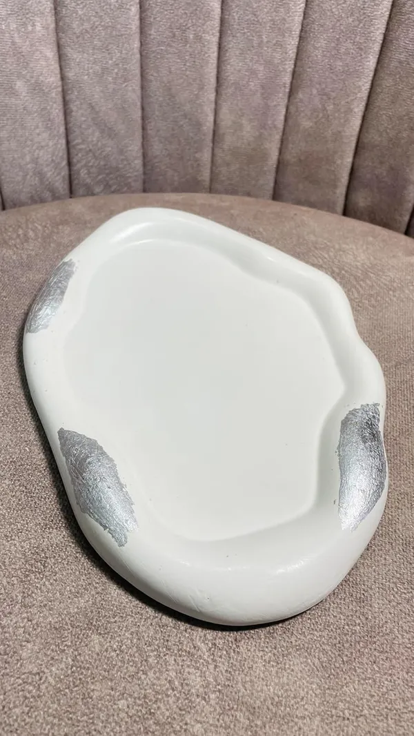 Silver_Foil_Concrete_Cloud_Trinket_Tray_|_Jewellery/Makeup/Table_Organizer_|_Home_Decor_|_Candle_Tray_|_Multipurpose_(24×16×2Cm)