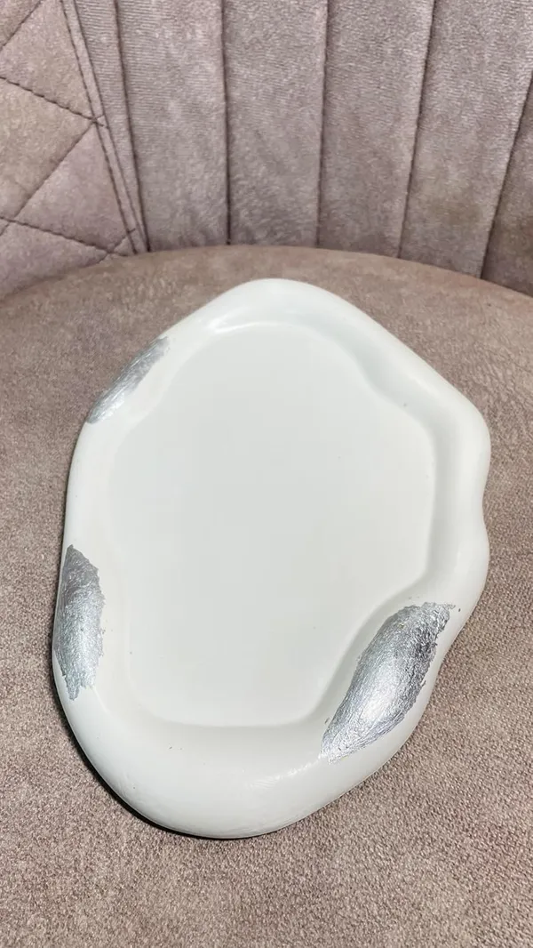 Silver_Foil_Concrete_Cloud_Trinket_Tray_|_Jewellery/Makeup/Table_Organizer_|_Home_Decor_|_Candle_Tray_|_Multipurpose_(24×16×2Cm)