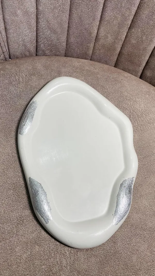 Silver_Foil_Concrete_Cloud_Trinket_Tray_|_Jewellery/Makeup/Table_Organizer_|_Home_Decor_|_Candle_Tray_|_Multipurpose_(24×16×2Cm)