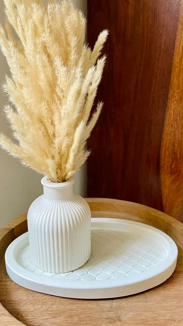 White_Concrete_Fish_Scale_Tray_Combo_Offer_|_Jewellery/Makeup/Table_Organizer_I_Home_Decor_Set_I_(Includes_Fish_Scale_Tray,_Striped_Vase,_Naturally_Dried_Pampas_Grass)
