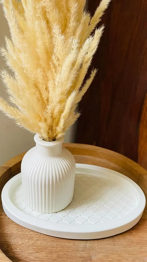 White_Concrete_Fish_Scale_Tray_Combo_Offer_|_Jewellery/Makeup/Table_Organizer_I_Home_Decor_Set_I_(Includes_Fish_Scale_Tray,_Striped_Vase,_Naturally_Dried_Pampas_Grass)