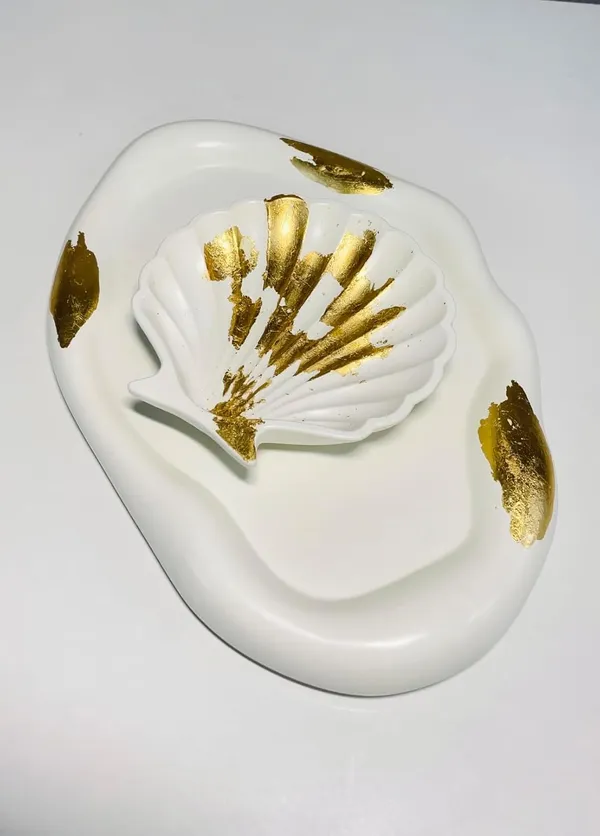 Gold_Foil_Concrete_Cloud_Trinket_Tray_|_Jewellery/Makeup/Table_Organizer_|_Home_Decor_|_Candle_Tray_|_Multipurpose_(24×16×2Cm)
