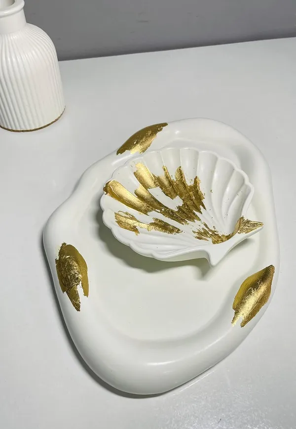 Gold_Foil_Concrete_Cloud_Trinket_Tray_|_Jewellery/Makeup/Table_Organizer_|_Home_Decor_|_Candle_Tray_|_Multipurpose_(24×16×2Cm)