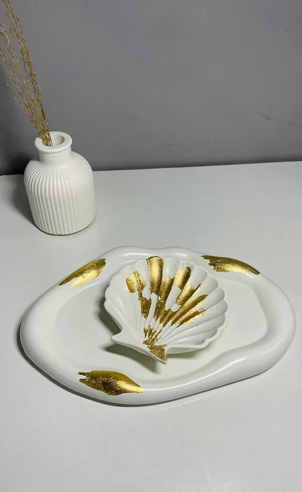 Gold_Foil_Concrete_Cloud_Trinket_Tray_|_Jewellery/Makeup/Table_Organizer_|_Home_Decor_|_Candle_Tray_|_Multipurpose_(24×16×2Cm)