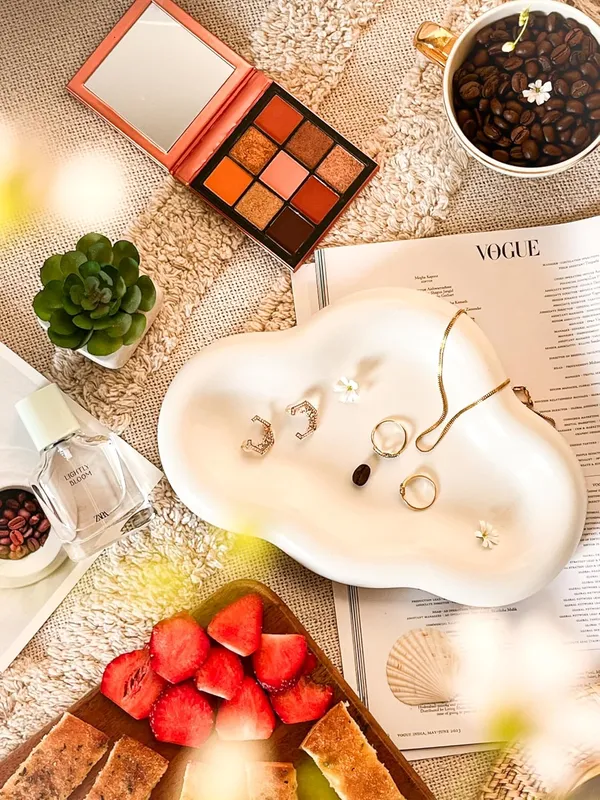 White_Pinterest_Inspired_Cloud_Tray_|_Cement_Aesthetic_Minimalist_Decor_|_Trinket_Multipurpose_Tray_|_Modern_Home_Decor_|_New_Home_Gift_(23.6×16.6×3.5Cm)