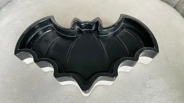 Gold_Foil_Batman_Tray_|_Bedside_Tray_|_Aesthetic_Tray_|_Minimalist_Decor_|_Trinket_Tray_|_Modern_Home_Decor_|_New_Home_Gift_|_Multipurpose_(18×10_X_2Cm)