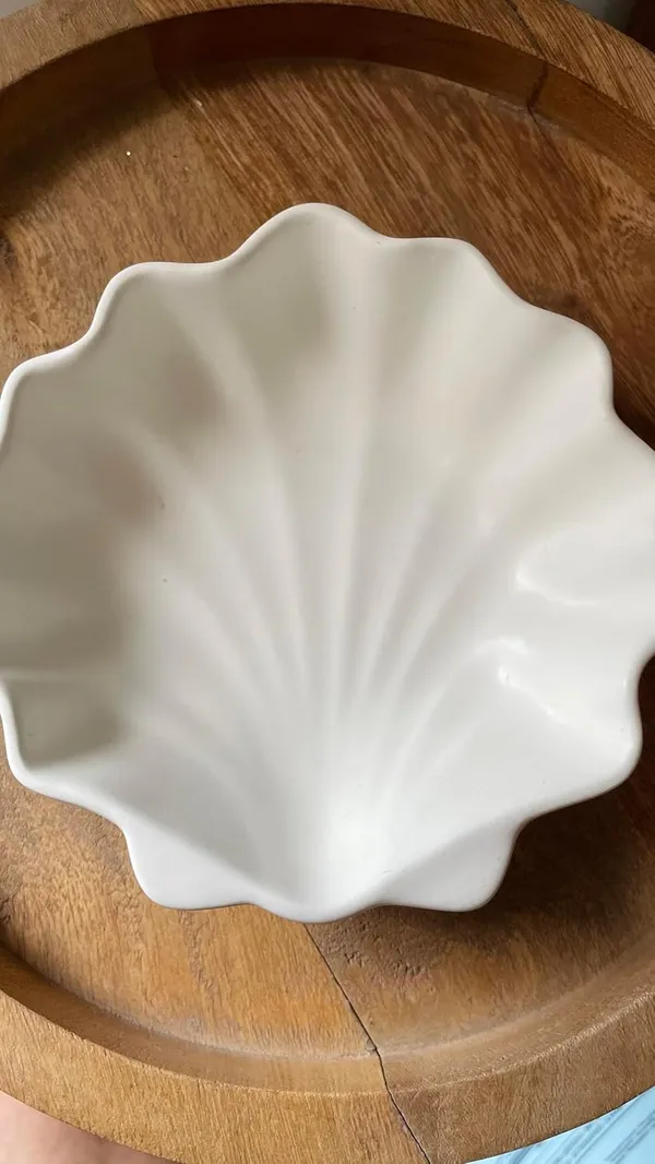White_Handmade_Concrete_Sea_Shell_Trinket_Tray_|_Jewellery/Makeup/Table_Organizer_|_Home_Decor_|_Candle_Tray_|_Multipurpose_(13.8×13.4×3.9Cm)