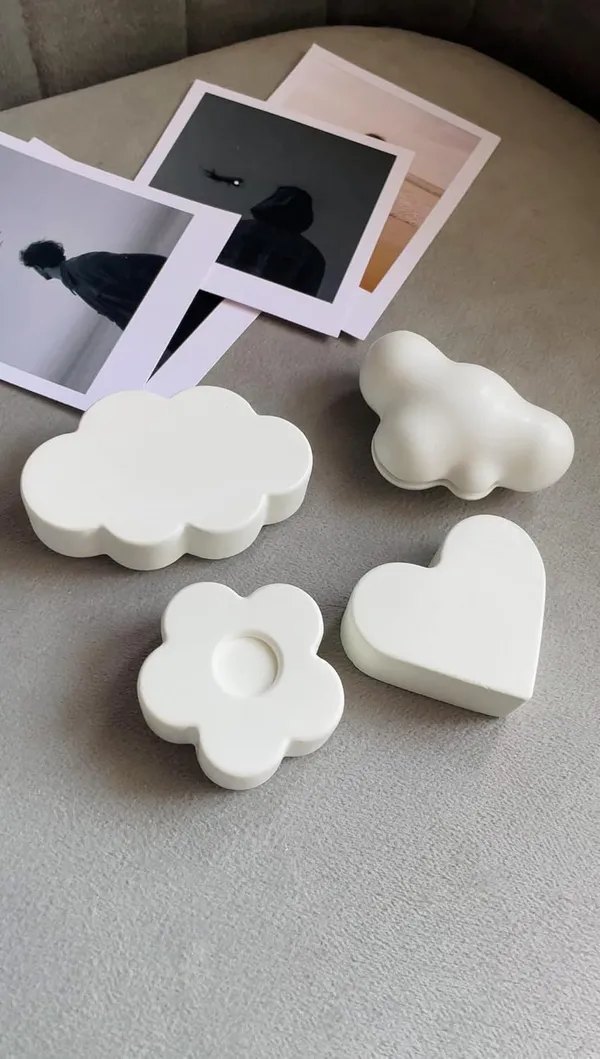 White_Polaroid/Photo_Holder_|_Card_Holder_|_Aesthetic_Holder_|_Minimalist_Decor_|_Business_Card_Holder_|_New_Home_Gift_(5.7×6.4×2.2Cm)_(Set_Of_2)_(Heart)