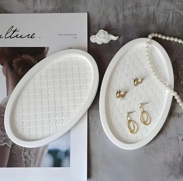 White_Concrete_Fish_Scale_Trinket_Tray_|_Jewellery/Makeup/Table_Organizer_|_Home_Decor_|_Candle_Tray_|_Multipurpose_(20×13×2Cm)