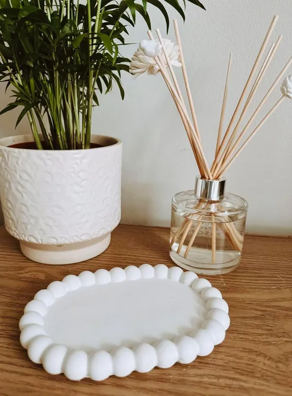 White_Oval_Bubble_Tray_|_Jewellery_Tray_|_Aesthetic_Tray_|_Minimalist_Decor_|_Trinket_Tray_|_Modern_Home_Decor_|_New_Home_Gift_|_Multipurpose_(17×12×2Cm)