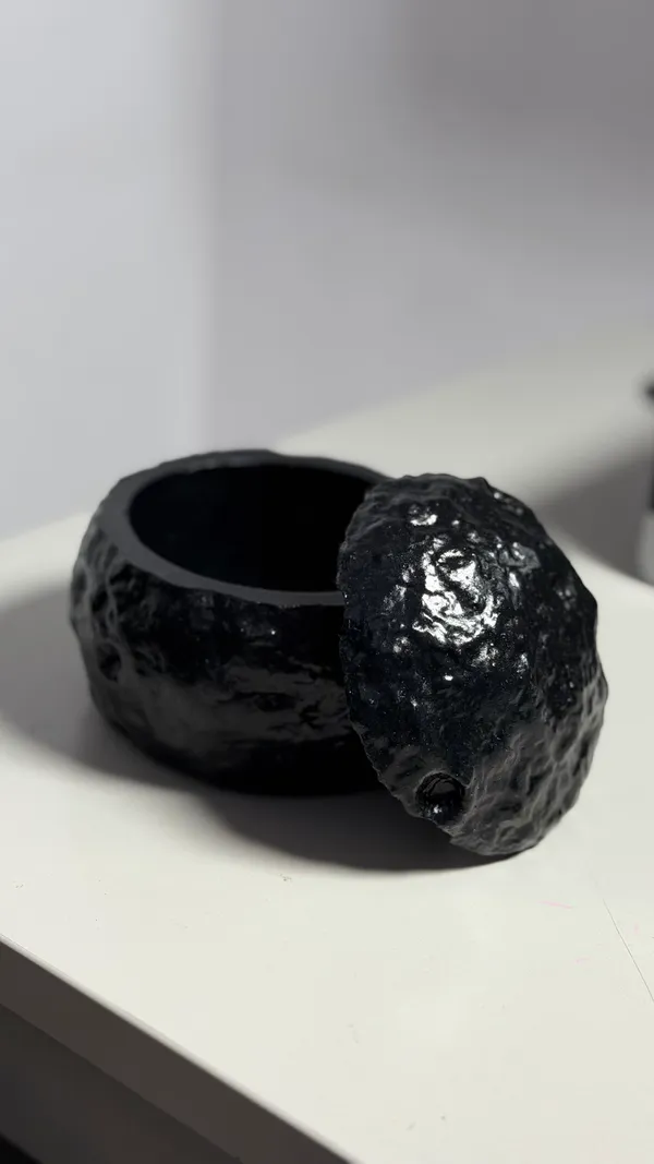 TREETRUNK®_Concrete_Moon_jar_with_lid__|_Jewellery/_Makeup/Table_Organizer_I_Home_Decor_I_Multipurpose_(11x10×10cm)_(Black)