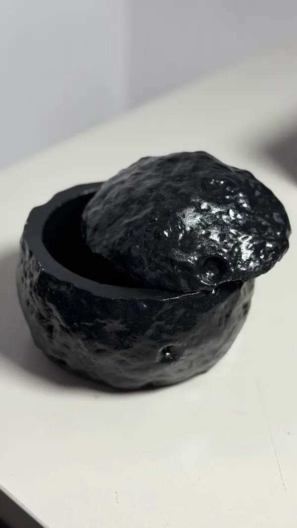 TREETRUNK®_Concrete_Moon_jar_with_lid__|_Jewellery/_Makeup/Table_Organizer_I_Home_Decor_I_Multipurpose_(11x10×10cm)_(Black)