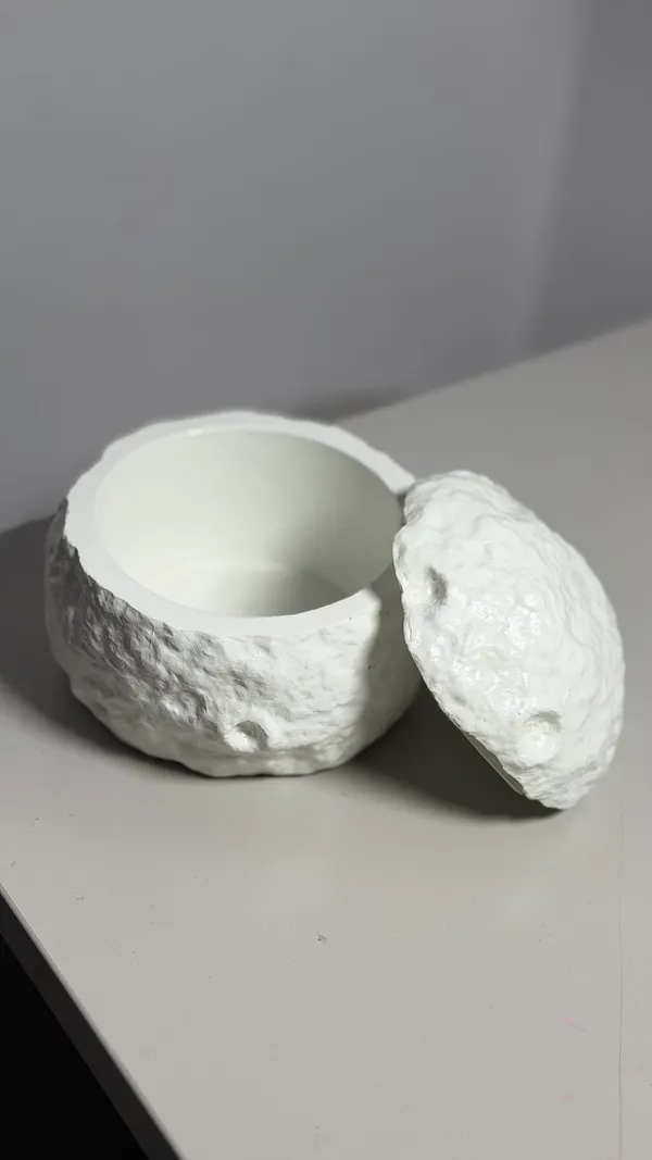 TREETRUNK®_Concrete_Moon_jar_with_lid__|_Jewellery/_Makeup/Table_Organizer_I_Home_Decor_I_Multipurpose_(11x10×10cm)_(White)