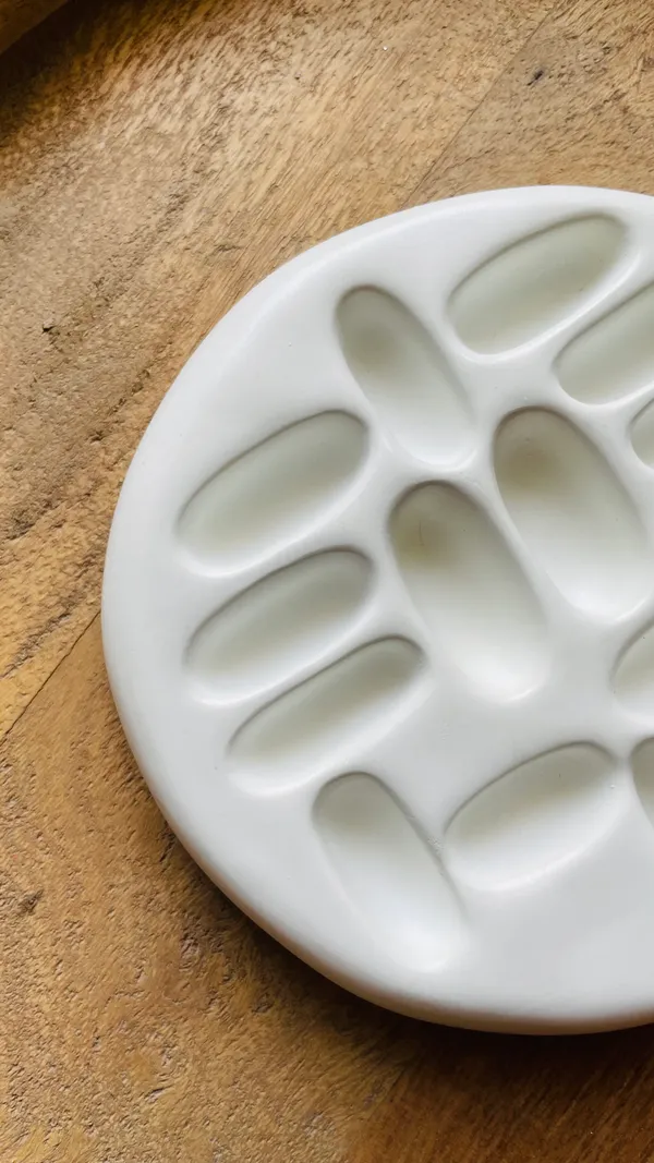 TREETRUNK®_Concrete_Ring_tray_|_Cement_Tray_|_Aesthetic_Tray_|_Minimalist_Decor_|_Trinket_|_Modern_Home_Decor_|_New_Home_Gift_|_Ring_dish_Multipurpose_(13×13×1.8cm)_(White)