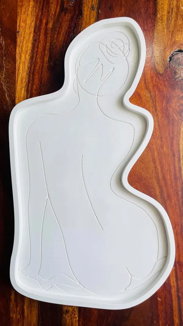 White_Lady_Silhouette_Trinket_Tray_|_Jewellery/Makeup/Table_Organizer_|_Home_Decor_|_Candle_Tray_|_Multipurpose_(27.7×17×1Cm)